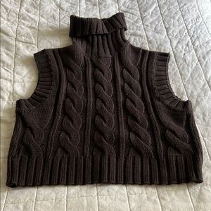 H&M Divided Cable Knit Sleeveless Turtleneck Sweater